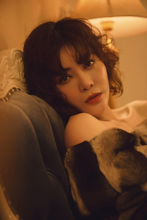 Thanh Hương luôn tâm lý với chồng. Cô tôn trọng cuộc sống riêng tư của người bạn đời, đi đâu làm gì không điện thoại kiểm soát.