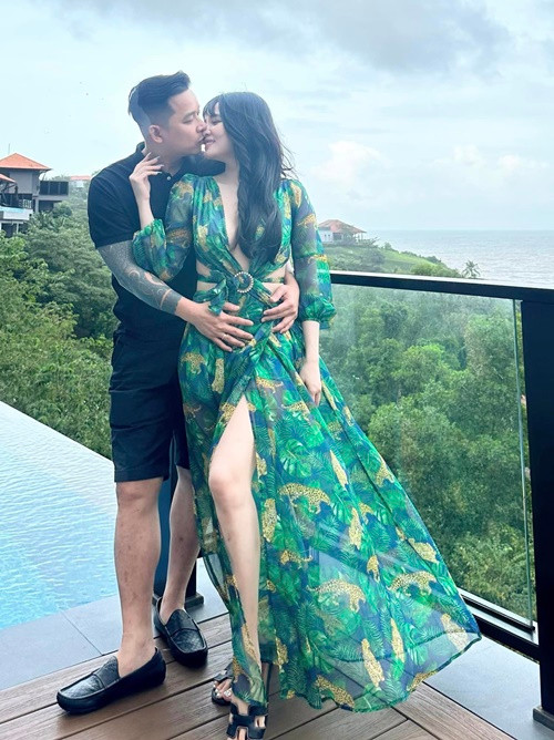 Theo Lê Hoàng, Việt Huê từng ghen rất nhiều. Ảnh: FBNV.