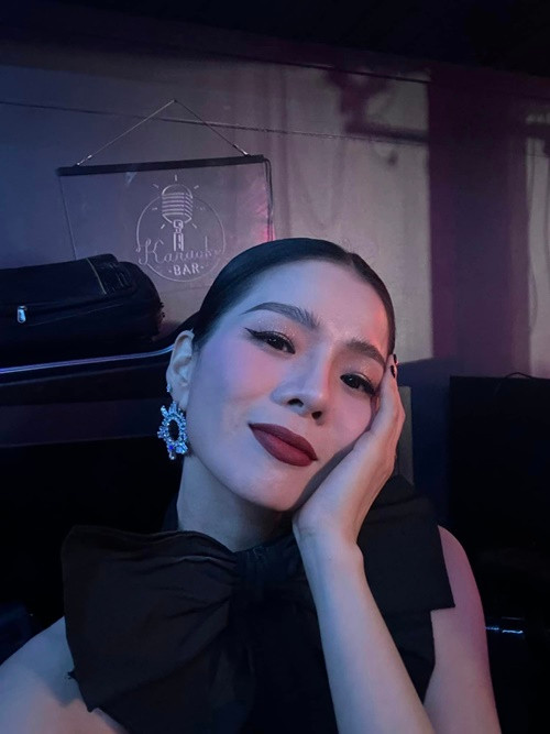 "Nữ hoàng phòng trà" thất vọng trước hành xử của vị khán giả đăng tải hình ảnh.