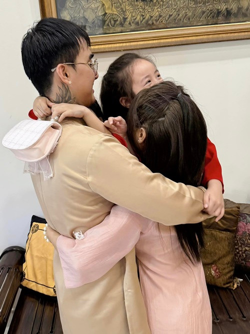 Cặp đôi từng có thời gian tạm chia tay.