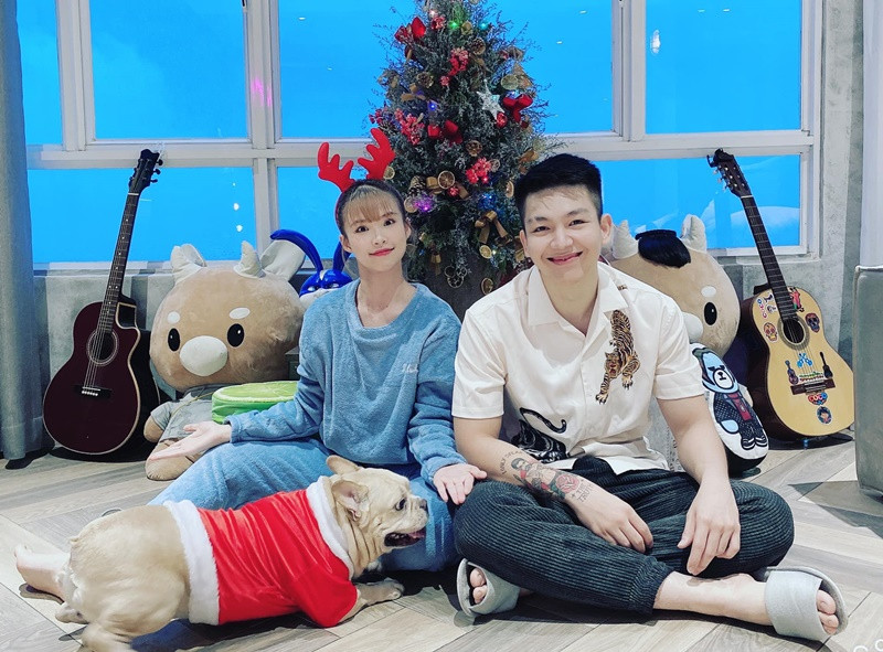 Đôi vợ chồng son sống ở penthouse 300m2.