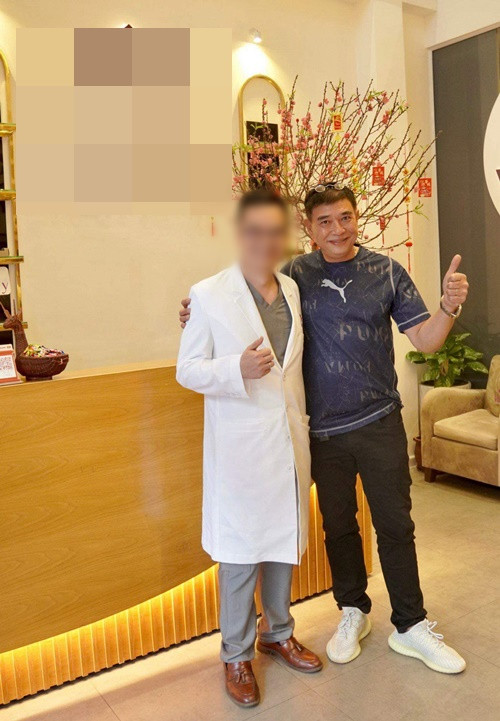 Hậu giảm cân, Hồng Vân và Lê Tuấn Anh thoải mái sang Mỹ thăm các con, quá trình chăm sóc nhà cửa cũng nhẹ nhàng hơn.