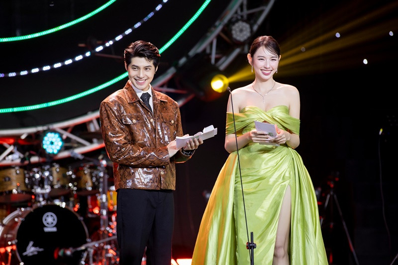 Theo Tiền Phong, quản lý của Thùy Tiên khẳng định, ông Nawat chỉ nói đùa và trên thực tế Thùy Tiên không thể kiếm được số tiền lớn như vậy vì thời điểm đó cô mới chỉ đăng quang được vài tháng.