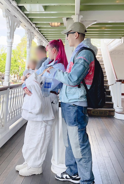 Vợ chồng Khởi My thường xuyên đi du lịch cùng nhau.