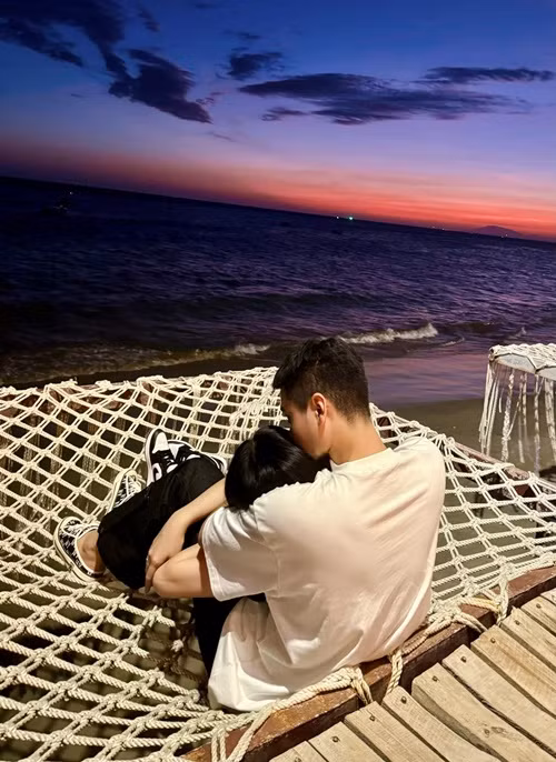 Ngọc Trinh và Thiên Tây công khai hẹn hò từ cuối năm 2023.