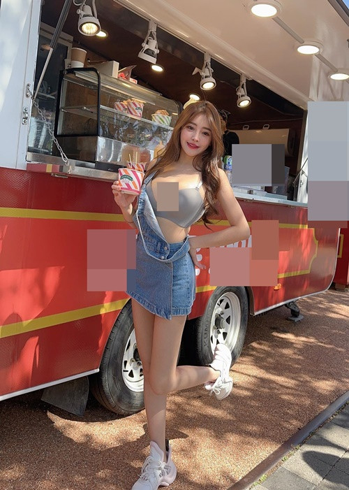 Bố cô nàng gần như ngất đi khi nhìn thấy cảnh tượng. Tạ Hựu Tâm được đưa đến bệnh viện ngay lập tức.