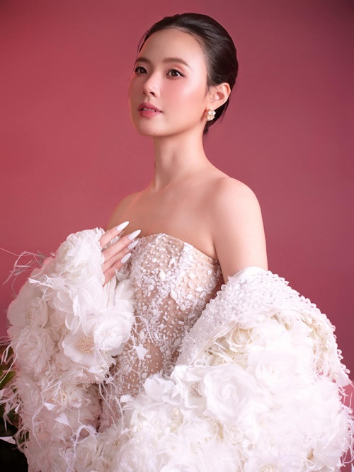 Midu nói không với cảnh nóng để giữ hình tượng. Ảnh: FBNV.