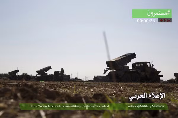 Ít nhất 2 bệ phóng pháo phản lực Grad cũng bị thu giữ. SyriaL