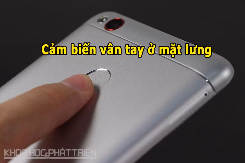 Cảm biến vân tay 1 chạm cho tốc độ mở khóa màn hình chỉ 0,2 giây.