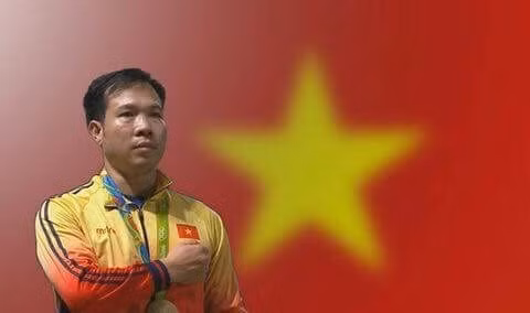 Hoàng Xuân Vinh giành thêm huy chương bạc nội dung 50 m súng ngắn bắn chậm nam ở Olympic 2016.