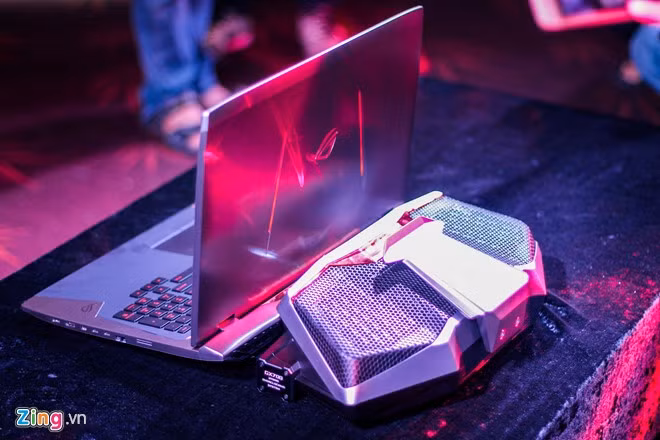 Khả năng ép xung của GX700 khi kết hợp với bộ làm mát có thể tăng 48% hiệu năng CPU, xung nhịp có thể tăng từ 3,2 lên 4.0 GHz, bộ nhớ DDR4 cũng được ép xung 43% từ 2.133 MHz lên 2.800 MHz.