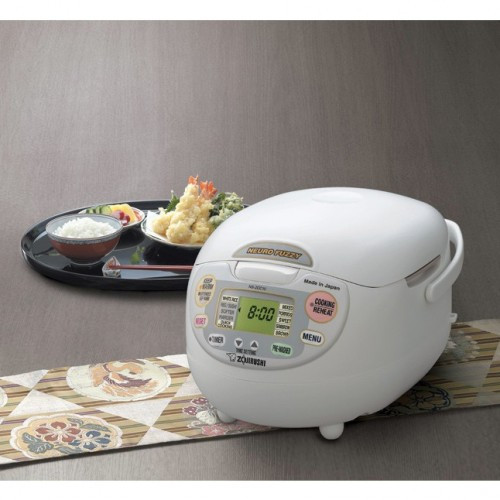 Khi mua, cần chú ý tem bảo hành, tem chống hàng giả, hàng nhái, nhãn mác có xuất xứ sản phẩm để không bị mua phải hàng nhái, hàng kém chất lượng. Mực in phải đều, rõ nét, thanh mảnh và rõ ràng, không bị nhòe, không bong tróc.