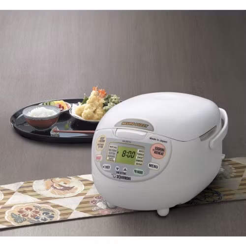 Khi mua, cần chú ý tem bảo hành, tem chống hàng giả, hàng nhái, nhãn mác có xuất xứ sản phẩm để không bị mua phải hàng nhái, hàng kém chất lượng. Mực in phải đều, rõ nét, thanh mảnh và rõ ràng, không bị nhòe, không bong tróc.