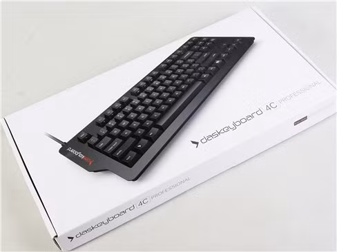 Das Keyboard là thương hiệu bàn phím đến từ Mỹ và có lẽ cũng là một cái tên được không ít game thủ tại thị trường Việt tin dùng bởi chất lượng luôn đồng hành cùng thiết kế. Có mặt tại PC World Vietnam là 2 mẫu bàn phím cơ Das Keyboard 4C Professional và Das Keyboard 4 Professional for MAC vừa được mở bán cách đây không lâu.