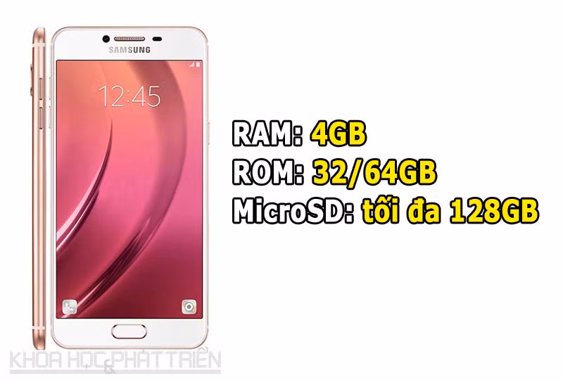 Hiện tại, Galaxy C7 phiên bản bộ nhớ trong được bán với giá 396 USD (tương đương 8,81 triệu đồng). Giá của phiên bản bộ nhớ trong 64 GB là 427 USD (9,51 triệu đồng).