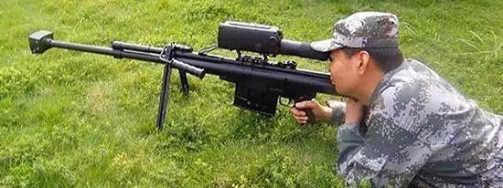 Súng hoạt động theo nguyên lý trích khí ngắn và độ giật ngắn của nòng súng, sử dụng khóa nòng xoay; nguyên lý tự động lai này, tương tự như súng máy hạng nặng QJZ89 của Trung Quốc. Súng được trang bị loa giảm giật kiểu va đập phản lực rất lớn.