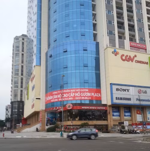 Phat Ho Guom Plaza 3 ty: Qua nhe va khong dung phap luat!