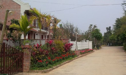 Một góc khu resort Điên Viên Thôn xây dựng trái phép. Ảnh: Tiền Phong.