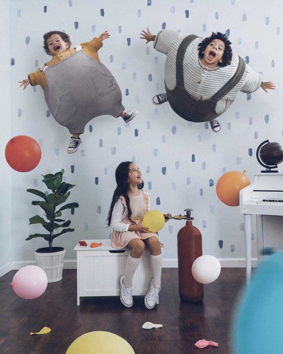 Trong mỗi một khoảnh khắc, đều có thể thấy được niềm vui ngập tràn trên khuôn mặt của những đứa trẻ.