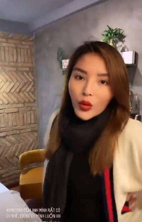 Ky Duyen khien fan het hon vi “cap moi nhu xuc xich”, cam nhon hoat-Hinh-2