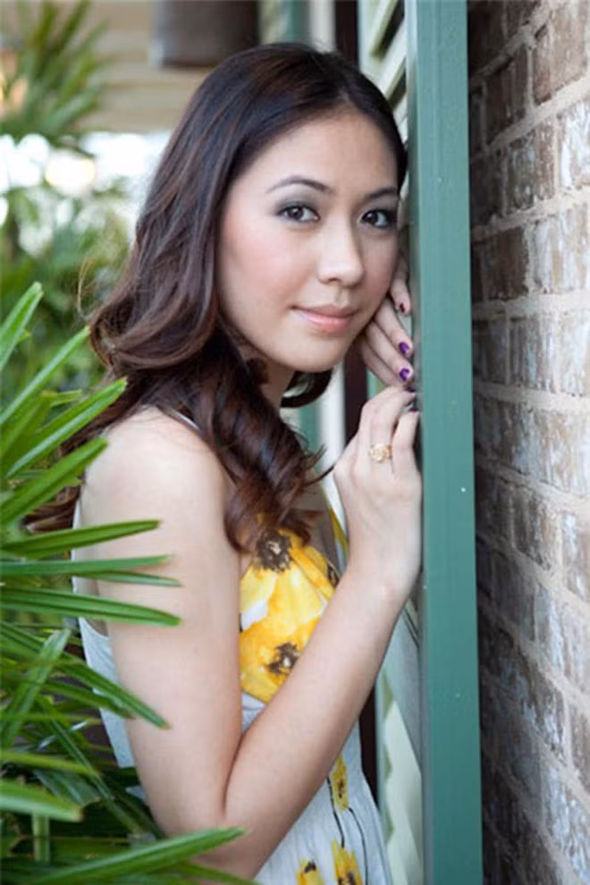 Danh tinh nguoi vo cuc kin tieng cua cuu sieu mau Duc Tien-Hinh-4