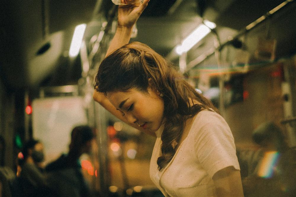 Sao Viet doi pho voi ga tinh, chat sex: choi lay doi tang gia hay ngam tam chiu dung?-Hinh-3