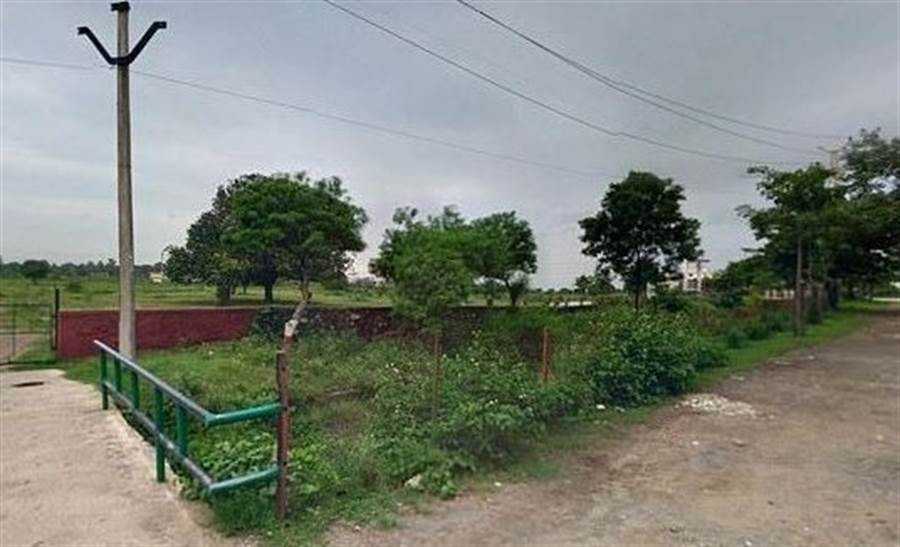 Không cứu được bạn gái khỏi bị cưỡng bức, chàng trai làm điều "sốc" Khong cuu duoc ban gai khoi bi cuong buc, chang trai lam dieu