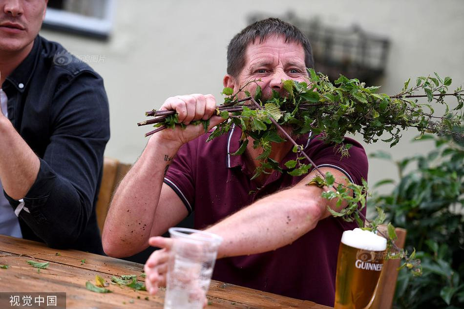 On lanh canh dua nhau an cay tam ma va su thuc 