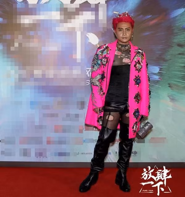 “Nhi Thai” Tran Chi Bang ngay cang an mac phan cam