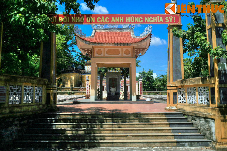 Ngày nay, nghĩa trũng Hòa Vang là một địa danh thiêng liêng, nơi tôn vinh khí phách của các anh hùng nghĩa sĩ trong cuộc chiến đầu tiên chống lại sự xâm lược của thực dân phương Tây. Lễ cúng tế vong linh nghĩa sĩ ở nghĩa trũng được tổ chức vào ngày 16/3 Âm lịch hằng năm. Mời quý độc giả xem video: Văn hóa dòng họ - nét đặc sắc trong văn hóa Việt. Nguồn: VTC10.