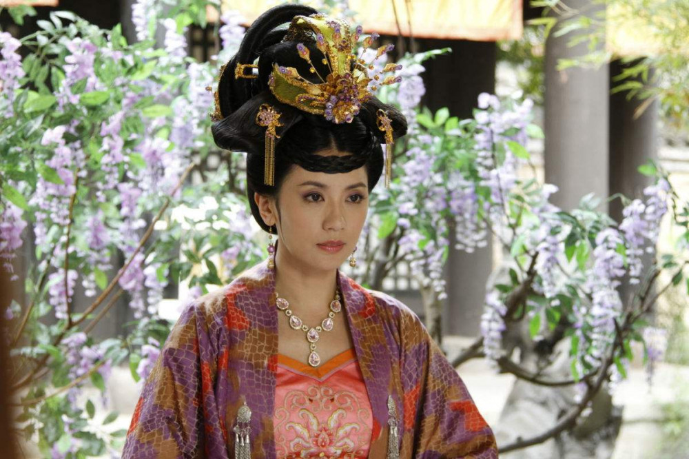 Thai Binh cong chua thong minh nhung mai khong the ke nghiep Vo Tac Thien?-Hinh-2