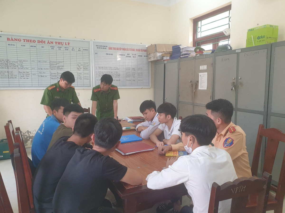 Hiện Công an huyện Thanh Sơn đang tiếp tục điều tra, làm rõ vụ việc trên để xử lý theo quy định của pháp luật.