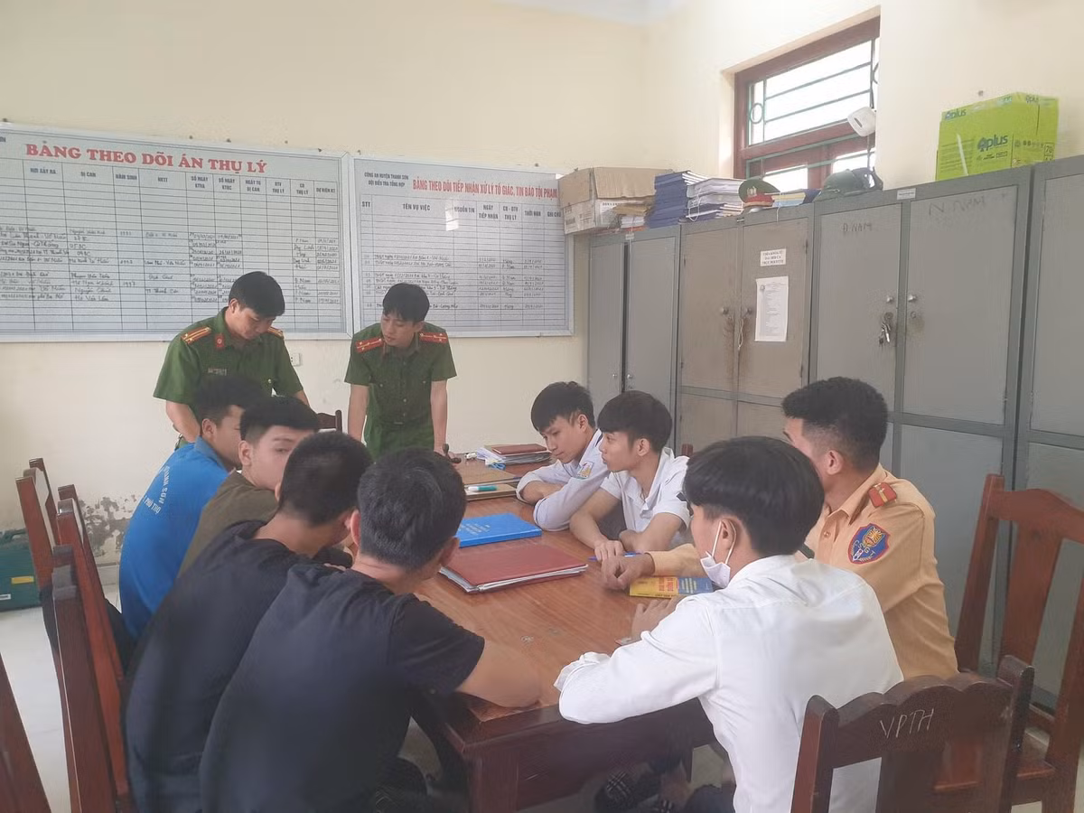 Hiện Công an huyện Thanh Sơn đang tiếp tục điều tra, làm rõ vụ việc trên để xử lý theo quy định của pháp luật.