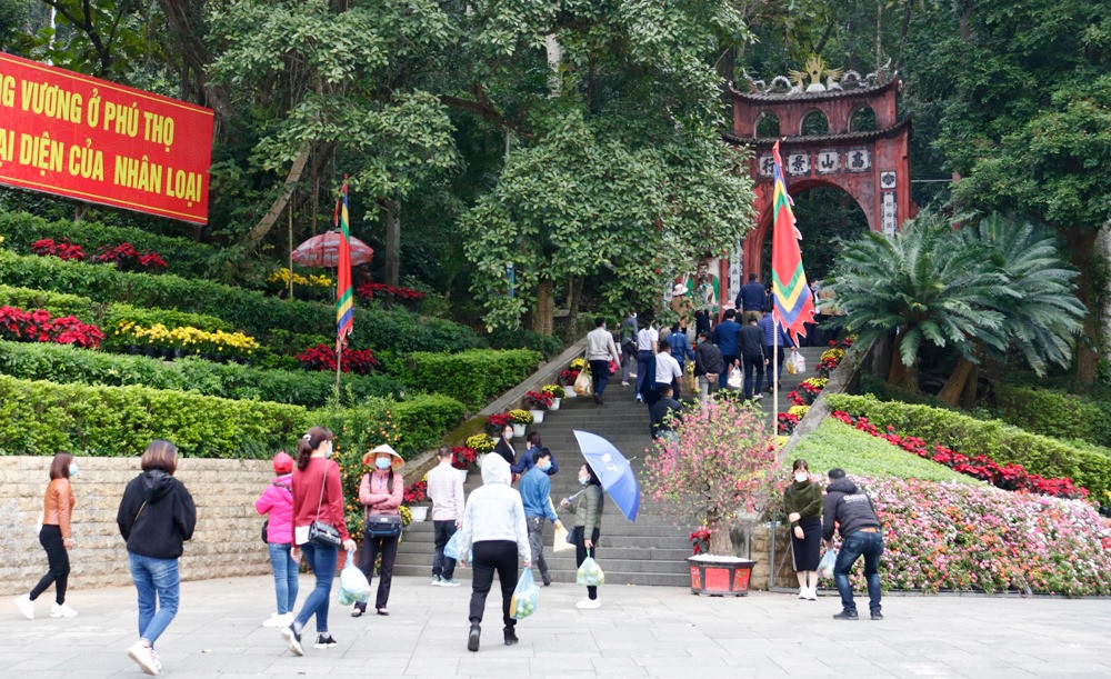 Le hoi Den Hung nam nay duoc to chuc the nao?