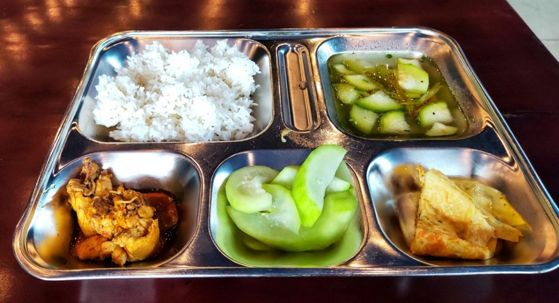 Nha hang ban com gia tu... 0 dong cho nguoi kho khan-Hinh-3