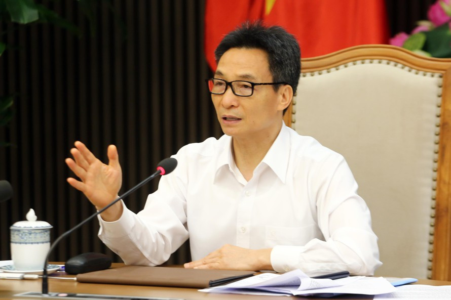 Cuoc dua tranh khoc liet: Viet Nam co het suc de co vac xin ngua COVID-19