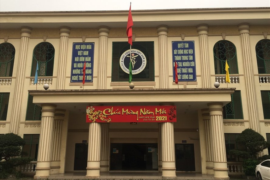 Hoc vien Mua Viet Nam tra loi don keu cuu cua 325 hoc vien