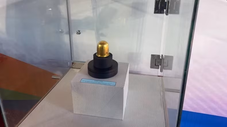 Vào ngày 2/10, Lễ công bố Quyết định của Thủ tướng Chính phủ về việc công nhận bảo vật quốc gia đối với Linga vàng Bình Thuận và Khai mạc Lễ hội Katê năm 2024 diễn ra tại di tích tháp Pô Sah Inư, thành phố Phan Thiết. Ảnh: Nhân dân.