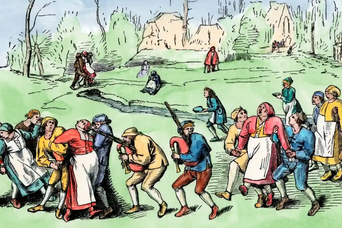 Sau khi tỉnh lại, Frau Troffe tiếp tục nhảy múa. Trong nhiều ngày tiếp theo, khoảng 400 người đã nhảy múa điên cuồng cùng Troffe. Dù mọi người nỗ lực ngăn họ ngừng nhảy múa nhưng không thành công. Theo đó, khoảng 100 người trong số này tử vong vì kiệt sức.