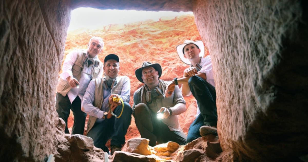 Khác với nhiều ngôi mộ từng được khai quật ở thành phố cổ Petra bên trong trống rỗng, mộ cổ mới phát hiện có chứa hài cốt cùng nhiều hiện vật quý giá được bảo quản khá tốt. Ảnh: Ancient-origins.