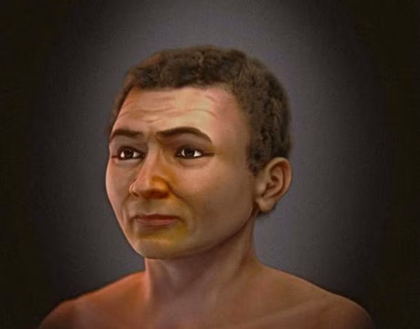 "Nhiều xác ướp, ví dụ như pharaoh Amenhotep có cằm tụt ra sau hay khớp cắn sâu. Điều này không được thể hiện trên các bức tượng. Nhìn chung, tượng của Amenhotep I khớp với ảnh phục dựng về phần mũi. Thế nhưng, phần trán giữa hai lông mày thanh thoát hơn và cằm nhô ra nhiều hơn", ông Morares cho hay.