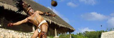 Trong khi một quan điểm cho rằng, tro cốt được sử dụng để làm quả bóng là những người cai trị thì một số người suy đoán chúng được làm từ hài cốt của những nô lệ, tù nhân bị bắt trong chiến tranh.