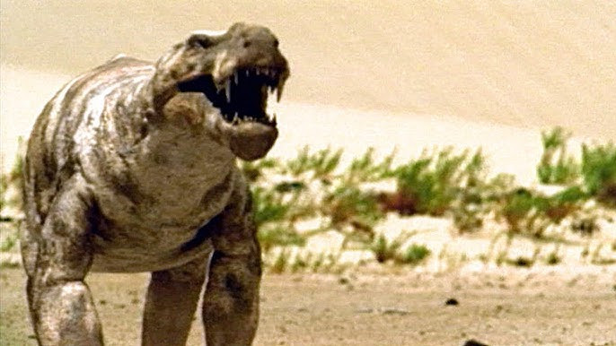 Gorgonopsid từng là động vật săn mồi hàng đầu trên Trái đất trước khi khủng long xuất hiện. Chúng vô cùng hung dữ, tiến hóa từ động vật có vú nguyên thủy đầu tiên tách ra từ "cây gia đình" bò sát. Theo đó, chúng có hình dáng khá giống bò sát.