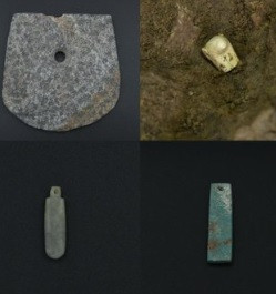 Từ tình trạng ngôi mộ, các chuyên gia xác định những kẻ trộm mộ từng "ghé thăm" nơi này và lấy đi một số hiện vật quý giá. Thi hài chủ nhân mộ cổ cũng có thể đã bị trộm mộ lấy đi.