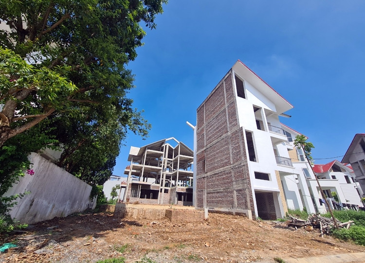 Đáng chú ý, New House City từng nằm trong danh sách mà Bộ Tài chính đề nghị Thanh tra Chính phủ rà soát dấu hiệu không thực hiện đúng mục đích đầu tư.