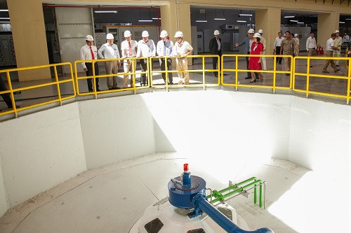 Bên trong Nhà máy thủy điện Đăk Mi 2. (Ảnh: Báo Xây Dựng).