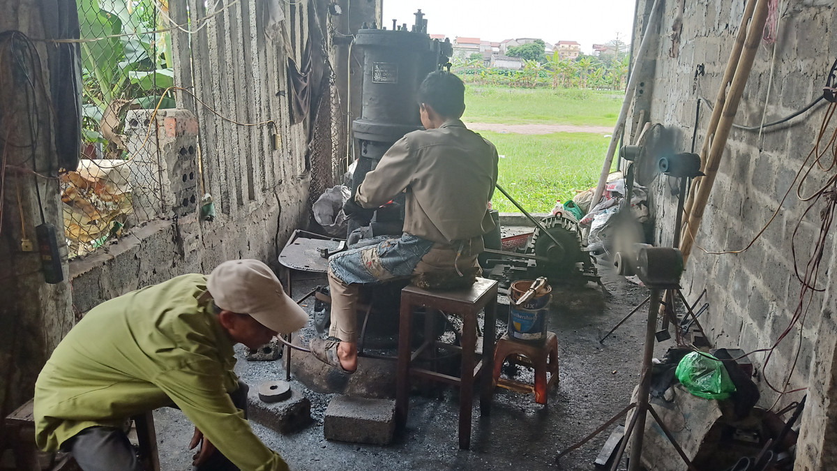 Nhà mọc trên đất dự án công nghiệp Vụ Bản: Dân làng nghề không có đất sản xuất - Hình 2 Nha moc tren dat du an cong nghiep Vu Ban: Dan lang nghe khong co dat san xuat-Hinh-2