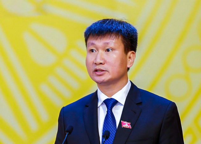 Chiều 14/11, Tỉnh ủy Yên Bái tổ chức Hội nghị công bố Quyết định của Bộ Chính trị về việc chuẩn y ông Trần Huy Tuấn, Phó Bí thư Tỉnh ủy, Chủ tịch UBND tỉnh Yên Bái, giữ chức Bí thư Tỉnh ủy Yên Bái. Tại Hội nghị, Phó Trưởng Ban Tổ chức Trung ương Phan Thăng An, đã công bố Quyết định số 1658 ngày 8/11/2024 của Bộ Chính trị về việc chuẩn y ông Trần Huy Tuấn, Phó Bí thư Tỉnh ủy, Chủ tịch UBND tỉnh Yên Bái giữ chức Bí thư Tỉnh ủy Yên Bái, nhiệm kỳ 2020 - 2025. 