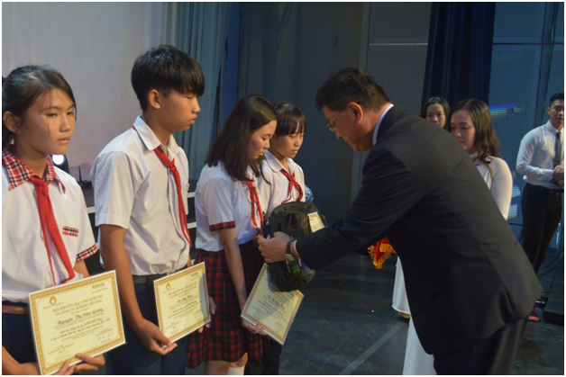 Dong vien tinh than hieu hoc cua hoc sinh Dong Nai-Hinh-2