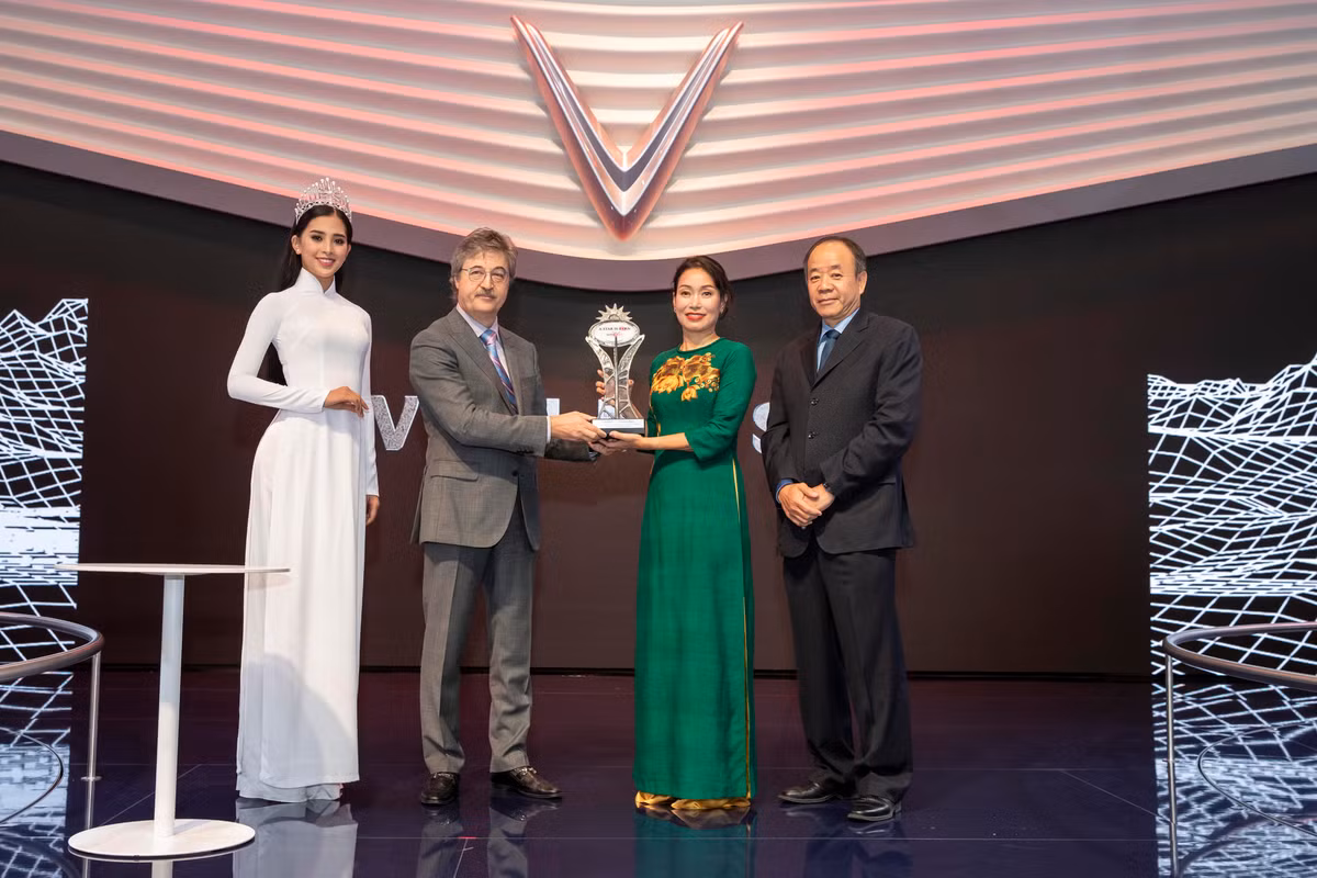 VinFast duoc vinh danh “ngoi sao moi” cua nganh o to the gioi-Hinh-2